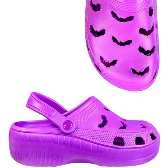Strange Cvlt Shoes - NWT Strangecvlt R.I.P.S. Bats PURPLE Women's Clogs size 9 (40)